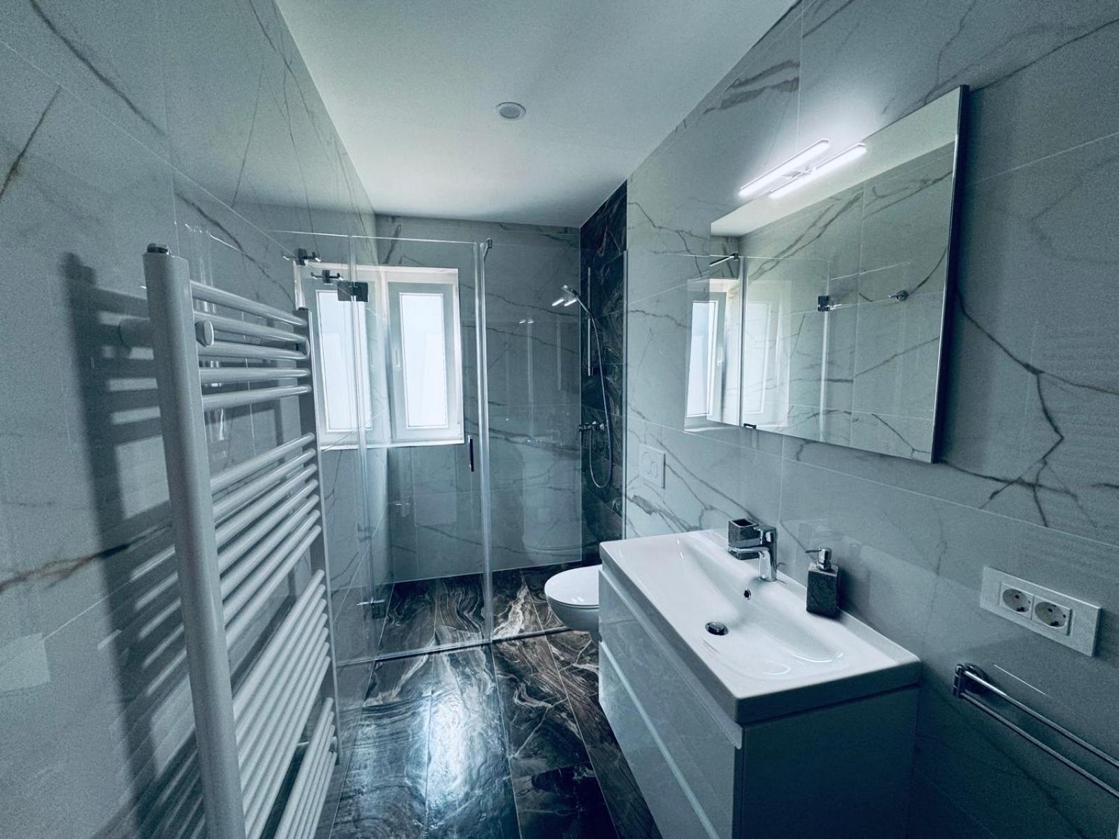 Rebecca'S Apartment Radovljica Dış mekan fotoğraf